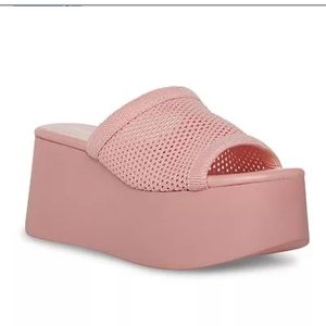 Pink Wedges